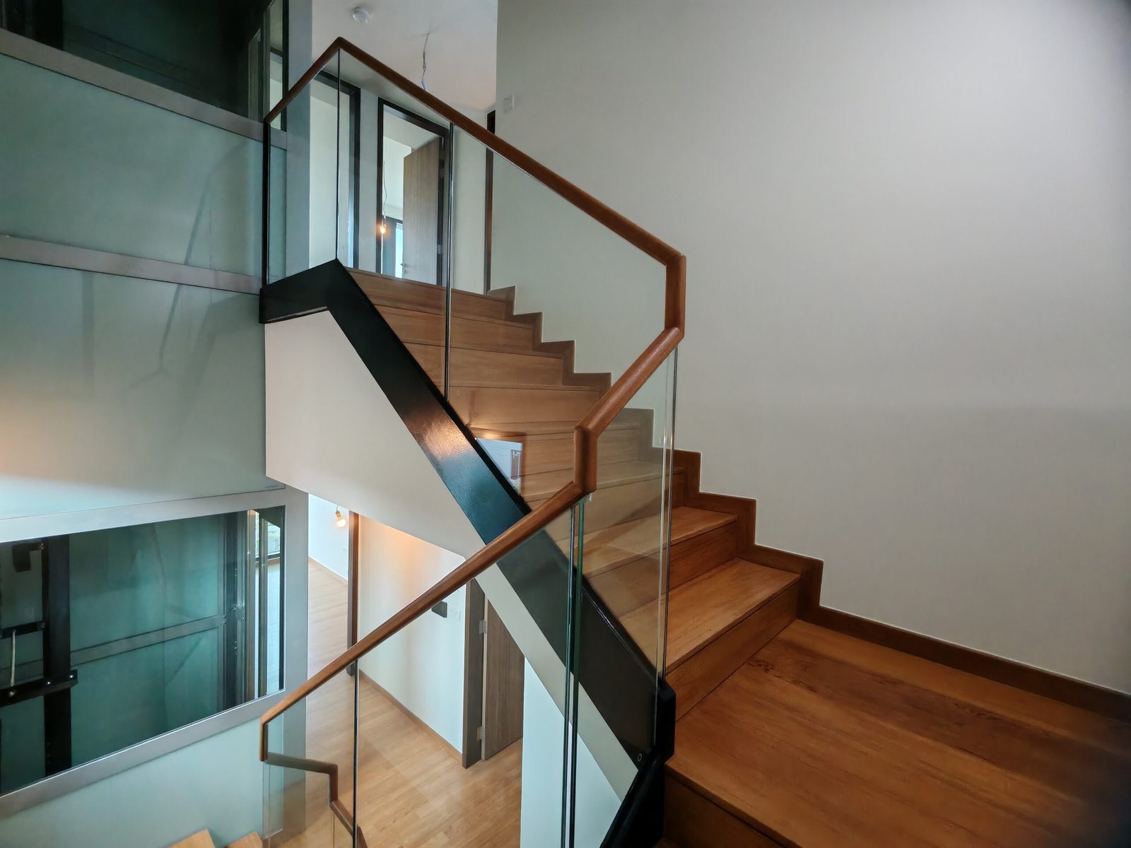 Stairway_Strata Landed SemiDetached_Belgravia Ace_District 28_Singapore