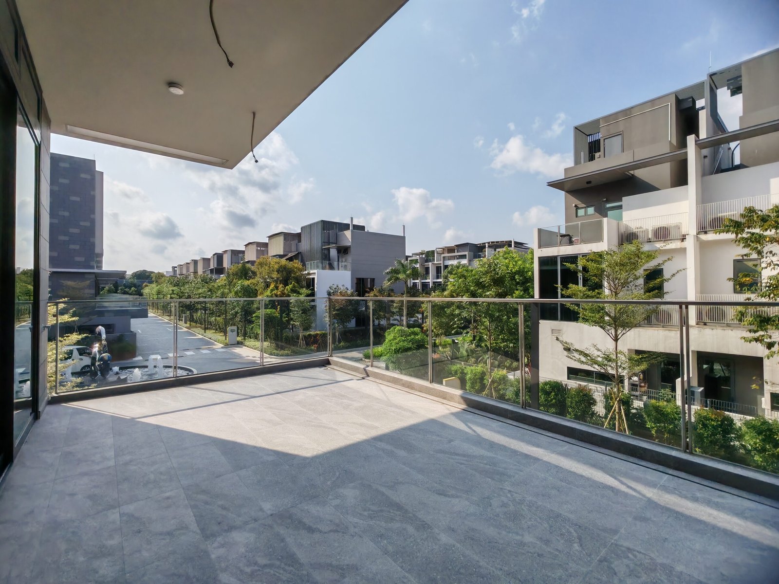 Level 2 Open Terrace Area_Strata Landed SemiDetached_Belgravia Ace_District 28_Singapore